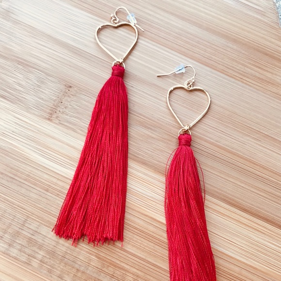 Jewelry - Tassel Drop Earrings Open Heart